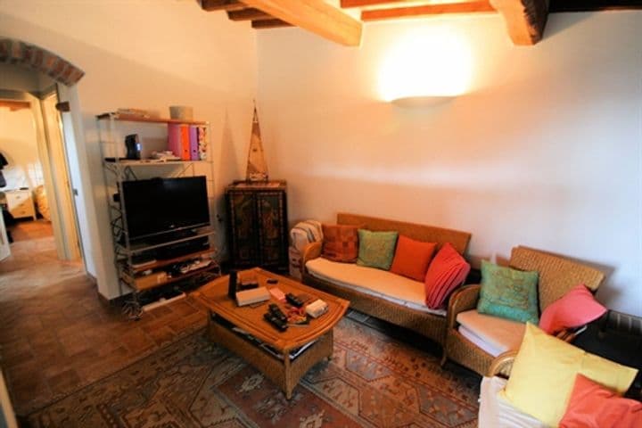 House for sale in Roccastrada, Italy - Image 11