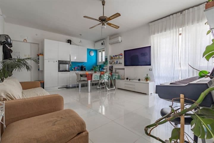 1 bedroom house for sale in Bari, Italy - Image 11