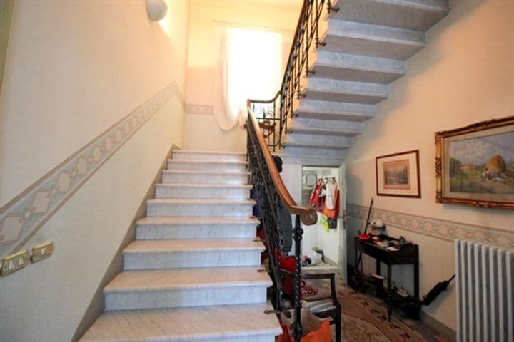 House for sale in Pescia, Italy - Image 2