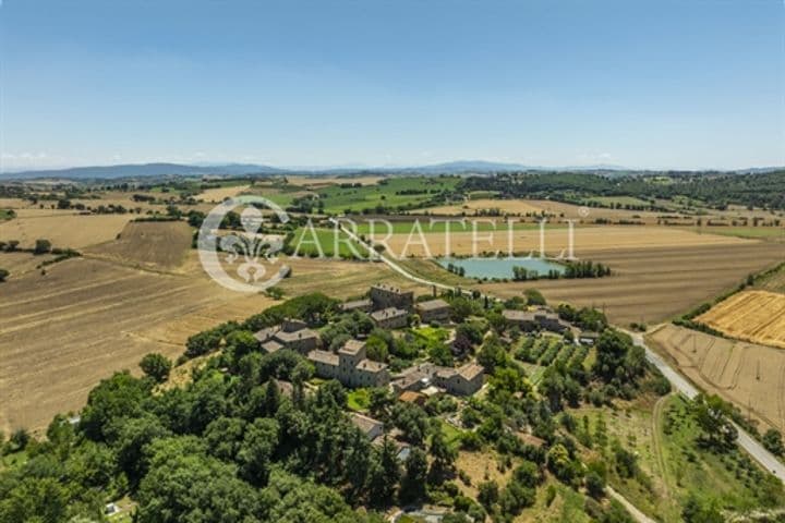 House for sale in Marsciano, Italy - Image 3