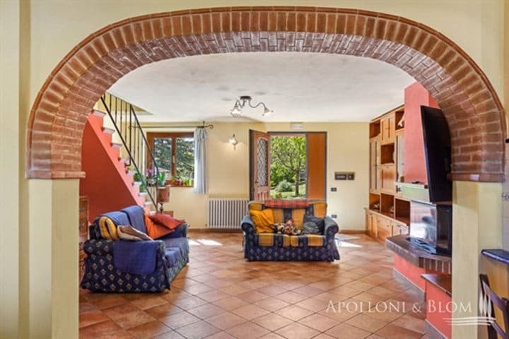 House for sale in Castiglione del Lago, Italy - Image 3