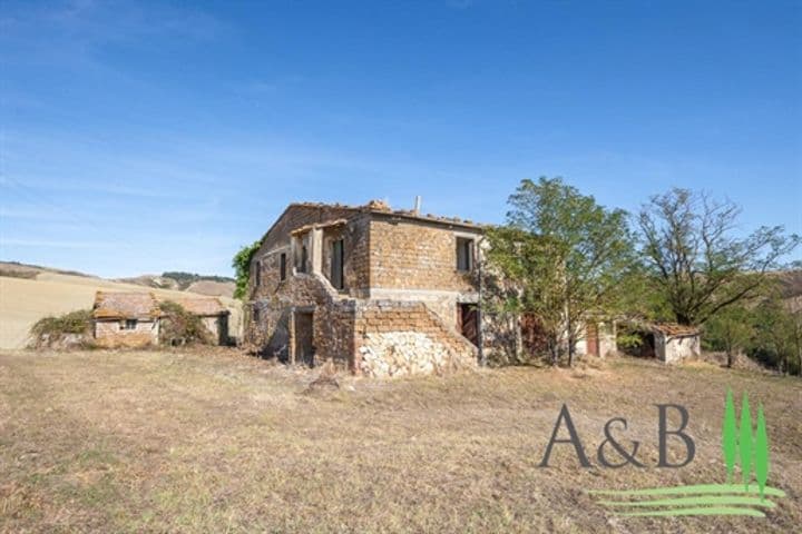 House for sale in San Casciano dei Bagni, Italy - Image 3