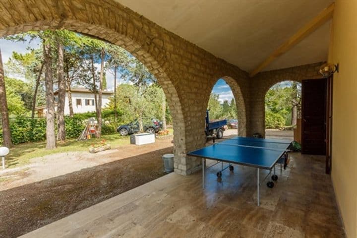 House for sale in Cetona, Italy - Image 11