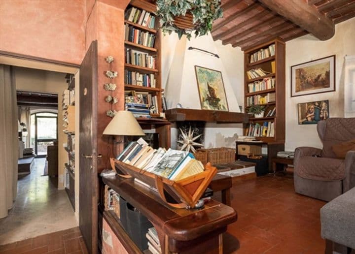 House for sale in Siena, Italy - Image 5