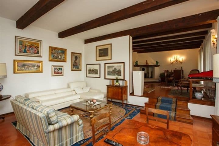 House for sale in Cetona, Italy - Image 12