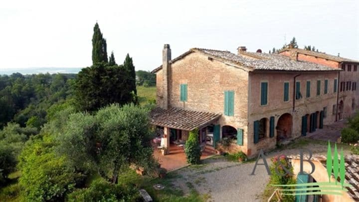 House for sale in Siena, Italy - Image 12