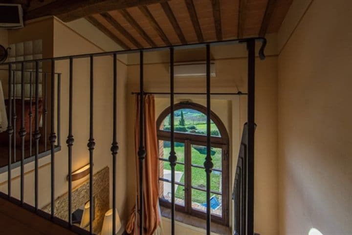 Apartment for sale in Asciano, Italy - Image 7