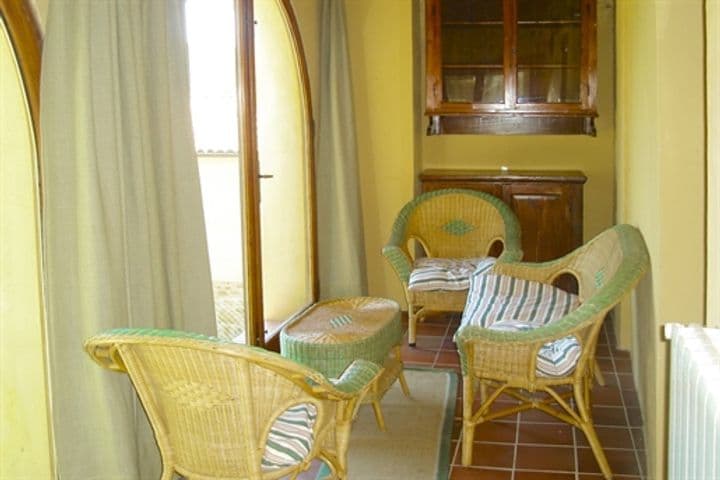 House for sale in Lisciano Niccone, Italy - Image 2