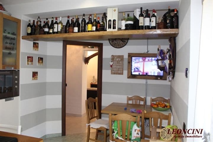 2 bedrooms apartment for sale in Villafranca in Lunigiana, Italy - Image 3