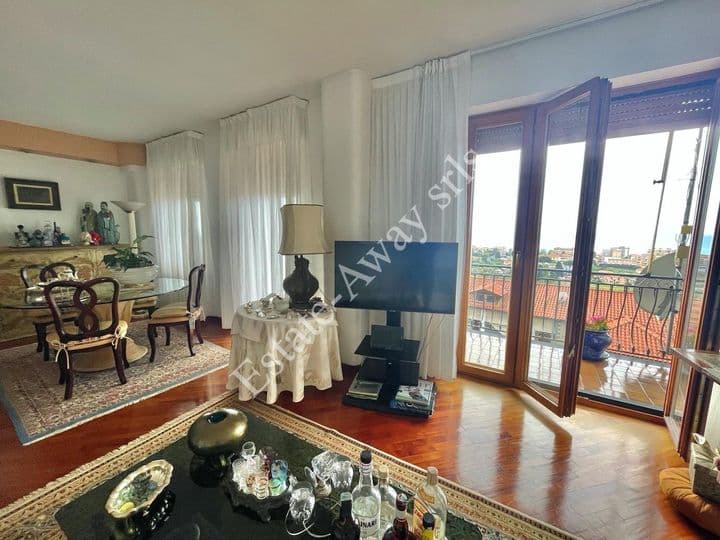 3 bedrooms apartment for sale in Vallecrosia, Italy - Image 4