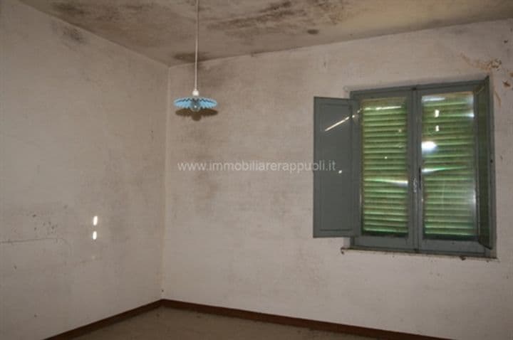 House for sale in Asciano, Italy - Image 9