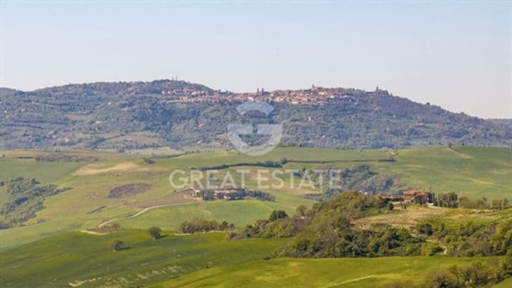 4 bedrooms house for sale in Montalcino, Italy - Image 11