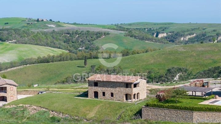4 bedrooms house for sale in Montalcino, Italy - Image 9