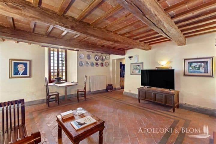 House for sale in Passignano sul Trasimeno, Italy - Image 12