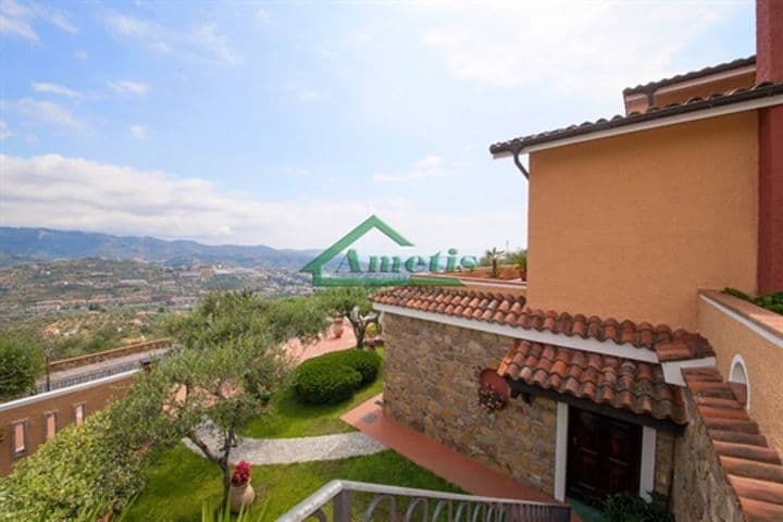 House for sale in Imperia, Italy - Image 11