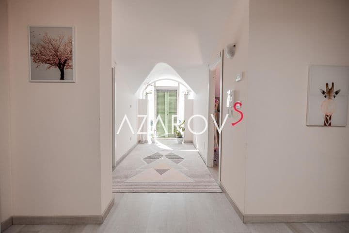 5 bedrooms house for sale in Sanremo, Italy