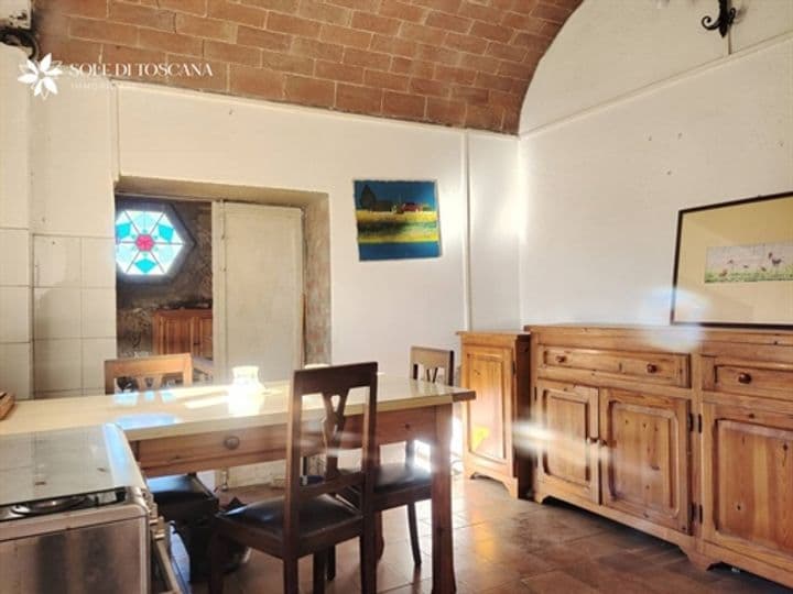 House for sale in Trequanda, Italy - Image 11