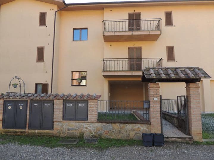 2 bedrooms apartment for sale in Passignano sul Trasimeno, Italy - Image 2