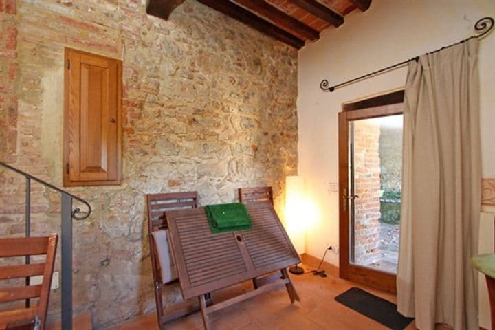 Apartment for sale in Trequanda, Italy - Image 9