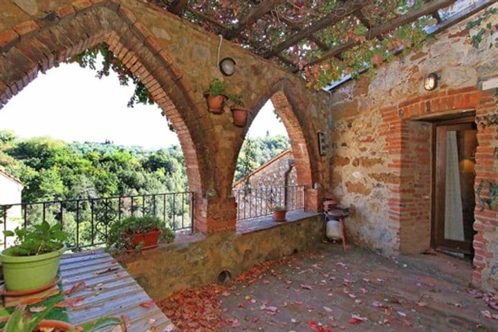 Apartment for sale in Trequanda, Italy - Image 10