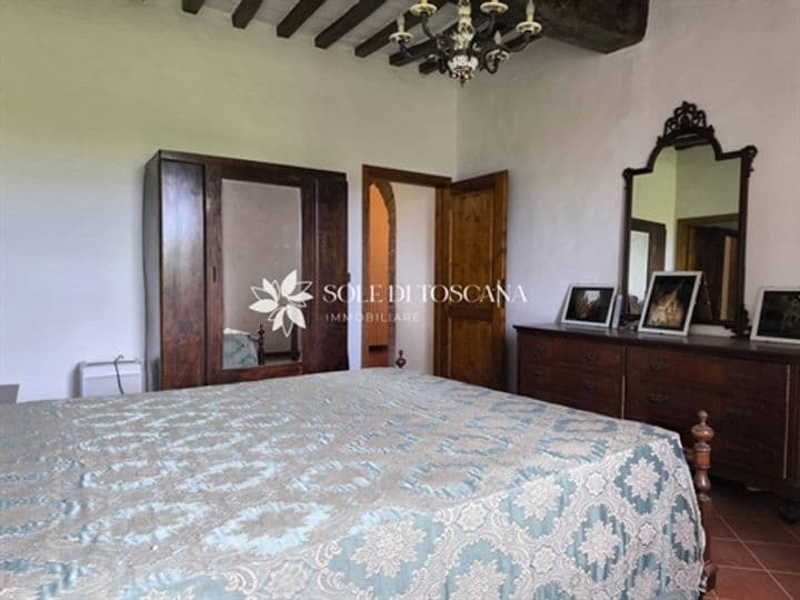 Apartment for sale in Montalcino, Italy - Image 12