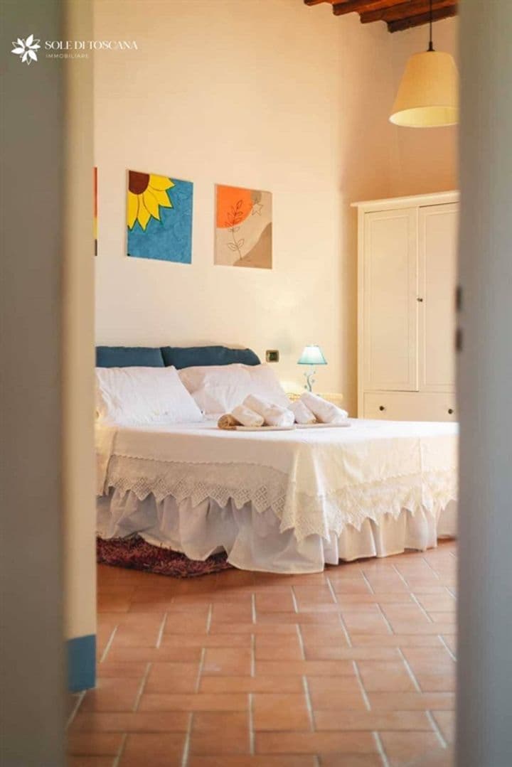 Apartment for sale in Montepulciano, Italy - Image 11