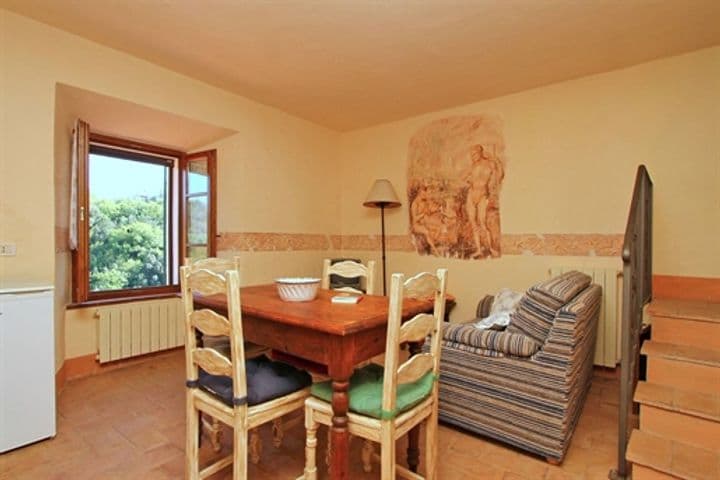 Apartment for sale in Trequanda, Italy - Image 3