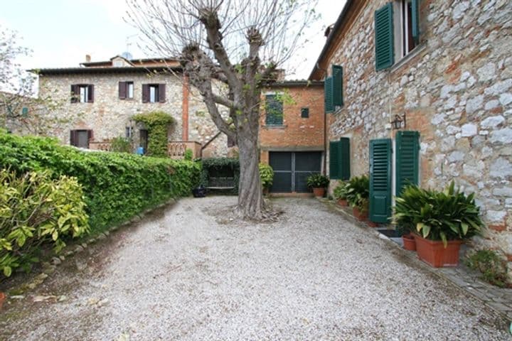 House for sale in Torrita di Siena, Italy - Image 3