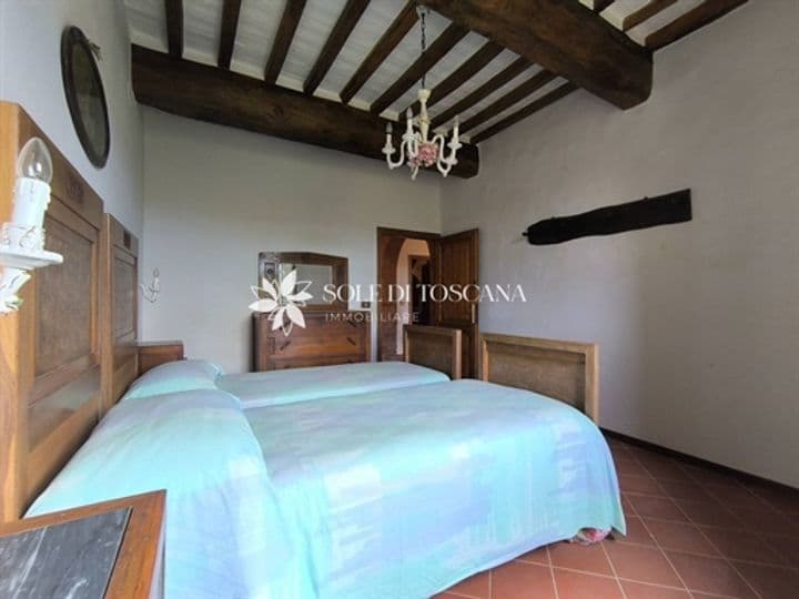 Apartment for sale in Montalcino, Italy - Image 6