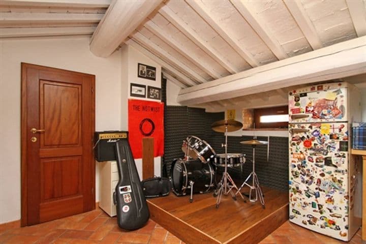 Apartment for sale in Trequanda, Italy - Image 6