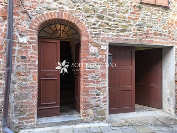 Apartment for sale in Sinalunga, Italy - Image 2
