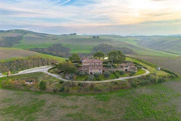 House for sale in Volterra, Italy - Image 3