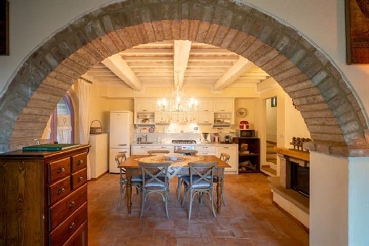 House for sale in Volterra, Italy - Image 10