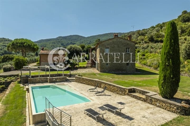 5 bedrooms house for sale in Arezzo, Italy - Image 2