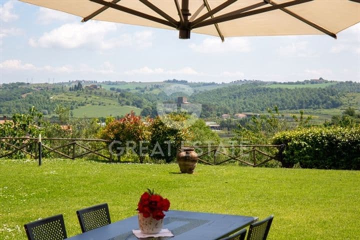 3 bedrooms house for sale in Chiusi, Italy - Image 3