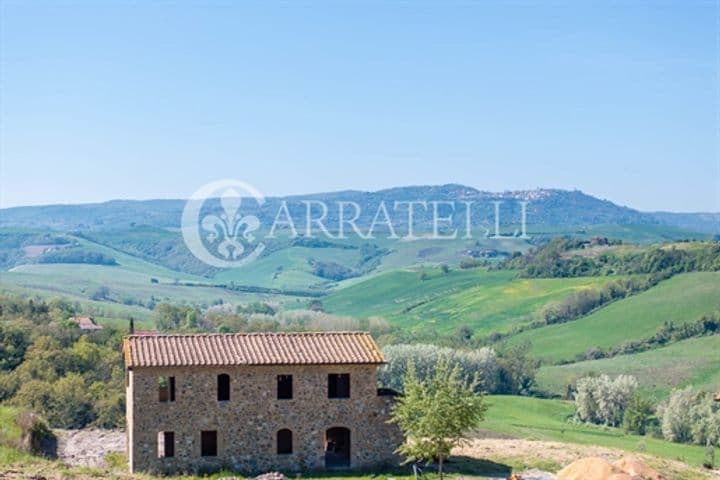 4 bedrooms house for sale in Montalcino, Italy - Image 2