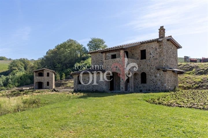 3 bedrooms house for sale in Montalcino, Italy - Image 2