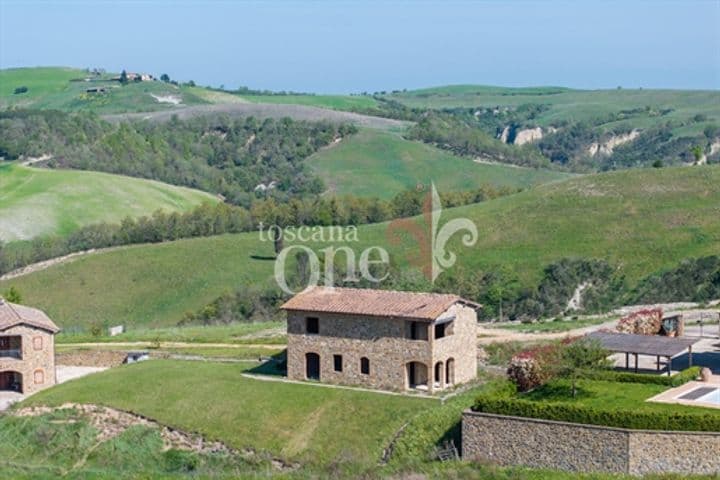 4 bedrooms house for sale in Montalcino, Italy - Image 3