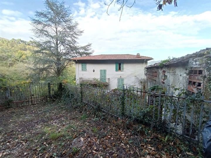 House for sale in Lucca, Italy - Image 2