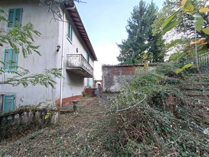 House for sale in Lucca, Italy - Image 11