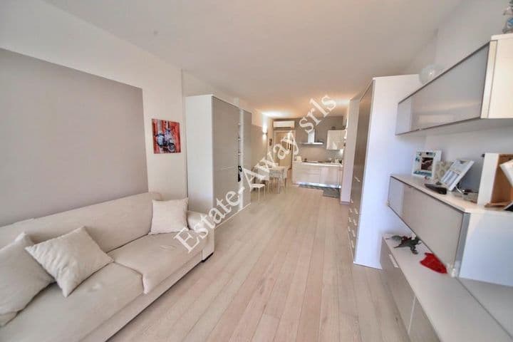 Apartment for sale in Vallecrosia, Italy - Image 3