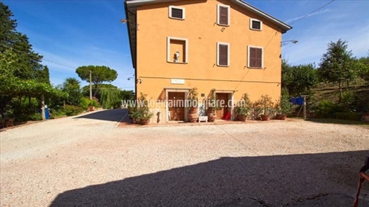 8 bedrooms house for sale in Chiusi, Italy - Image 3