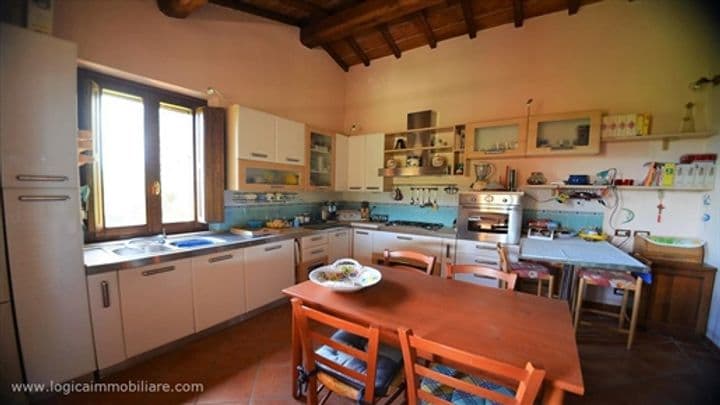 4 bedrooms house for sale in Chiusi, Italy - Image 9