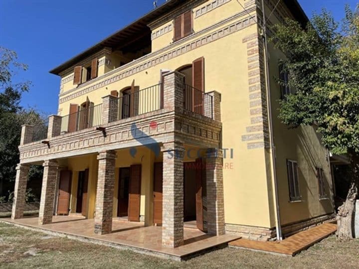 House for sale in Teramo, Italy - Image 11