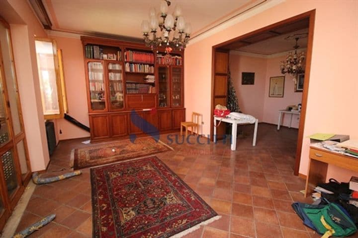 House for sale in Giulianova, Italy - Image 7