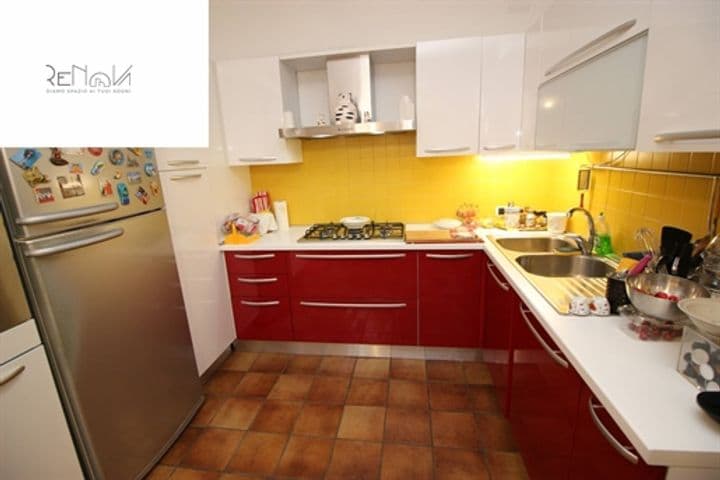 House for sale in Tortoreto, Italy - Image 7