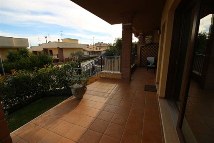 House for sale in Tortoreto, Italy - Image 2