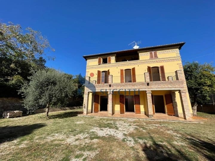 House for sale in Teramo, Italy - Image 3