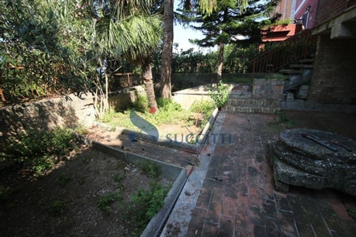 House for sale in Giulianova, Italy - Image 2