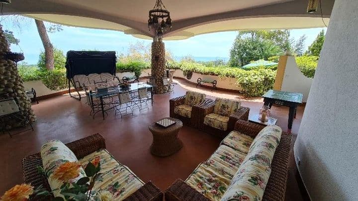 10 bedrooms other for sale in Roseto degli Abruzzi, Italy - Image 6